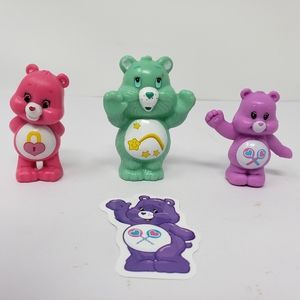 Care Bears & Sticker Hearts Rainbow Star Green Bear is Vintage